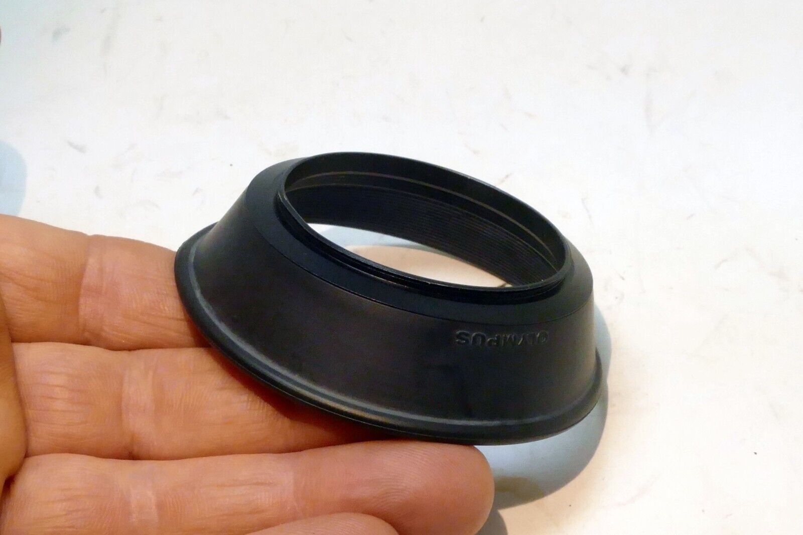 49mm Olympus OM 28mm f2.8 f3.5 24mm Lens Rubber hood shade for - OEM Original