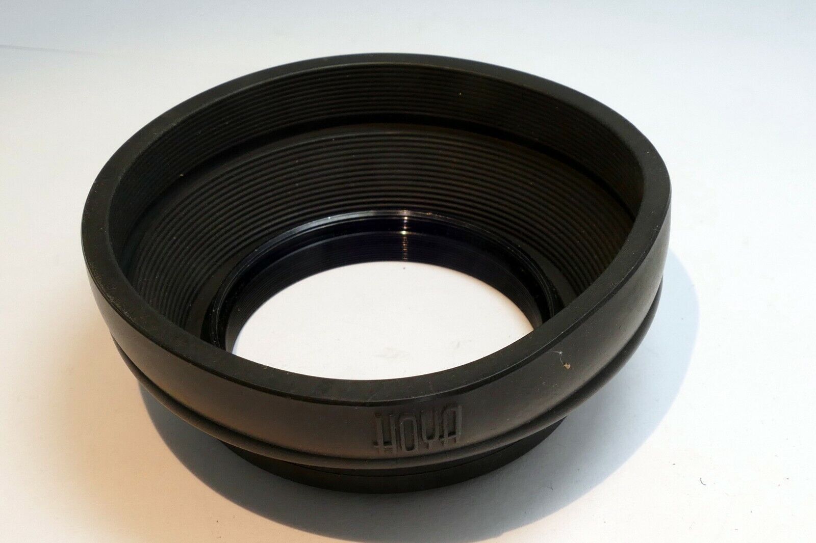 Hoya 52mm Rubber Lens Hood Shade threaded for 50mm f1.8 lenses
