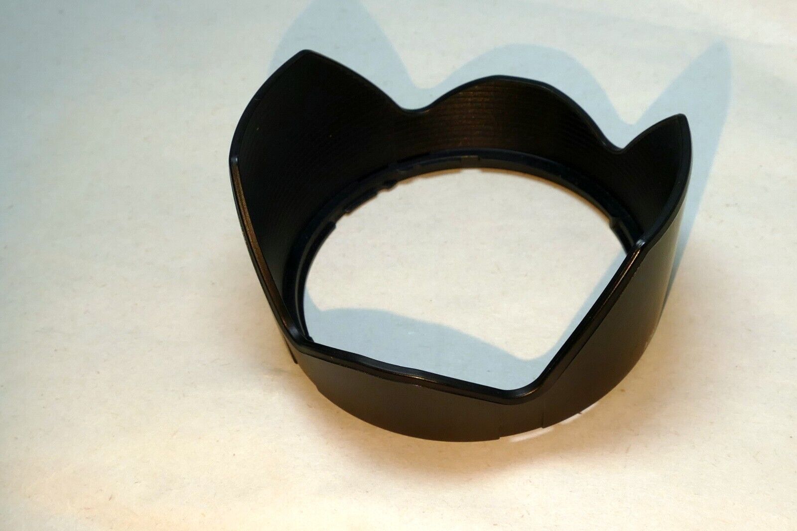 Tamron AD03 Lens Hood Shade for 28-200 F/3.8-5.6 ASPH XR IF Macro (AD03)