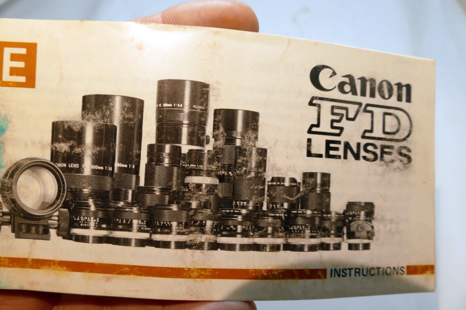 Canon FD lens Sales Brochure guide List for  F-1