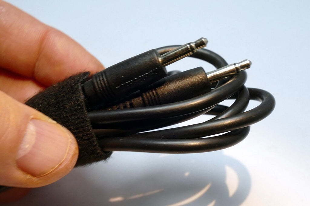 MONO Male to Male 3.5mm to 3.5mm Audio Cable 3 feet long extension