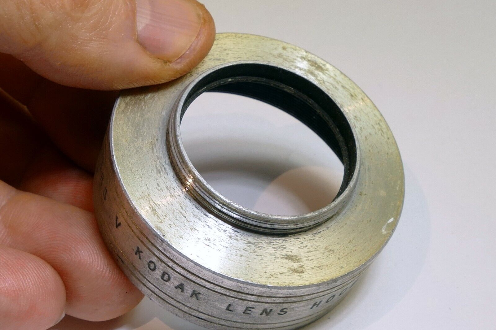 Kodak 34mm series 5 V Metal Lens Hood Shade screw in for 33.3mm 1 5/16" ring