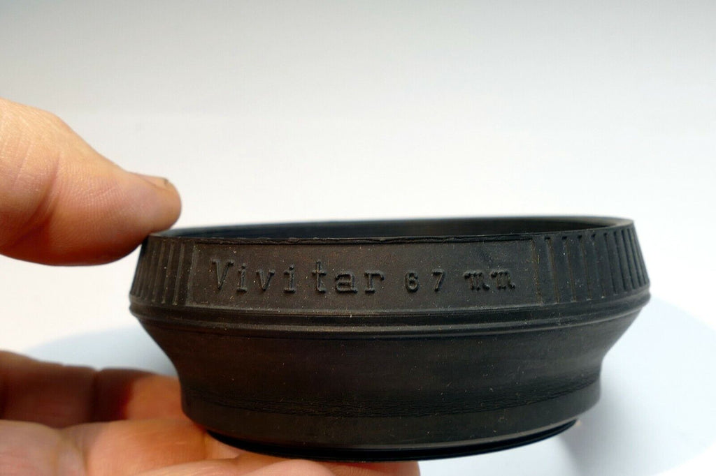 67mm rubber Lens Hood Shade screw in for 70-210mm series 1 f3.8 f3.5