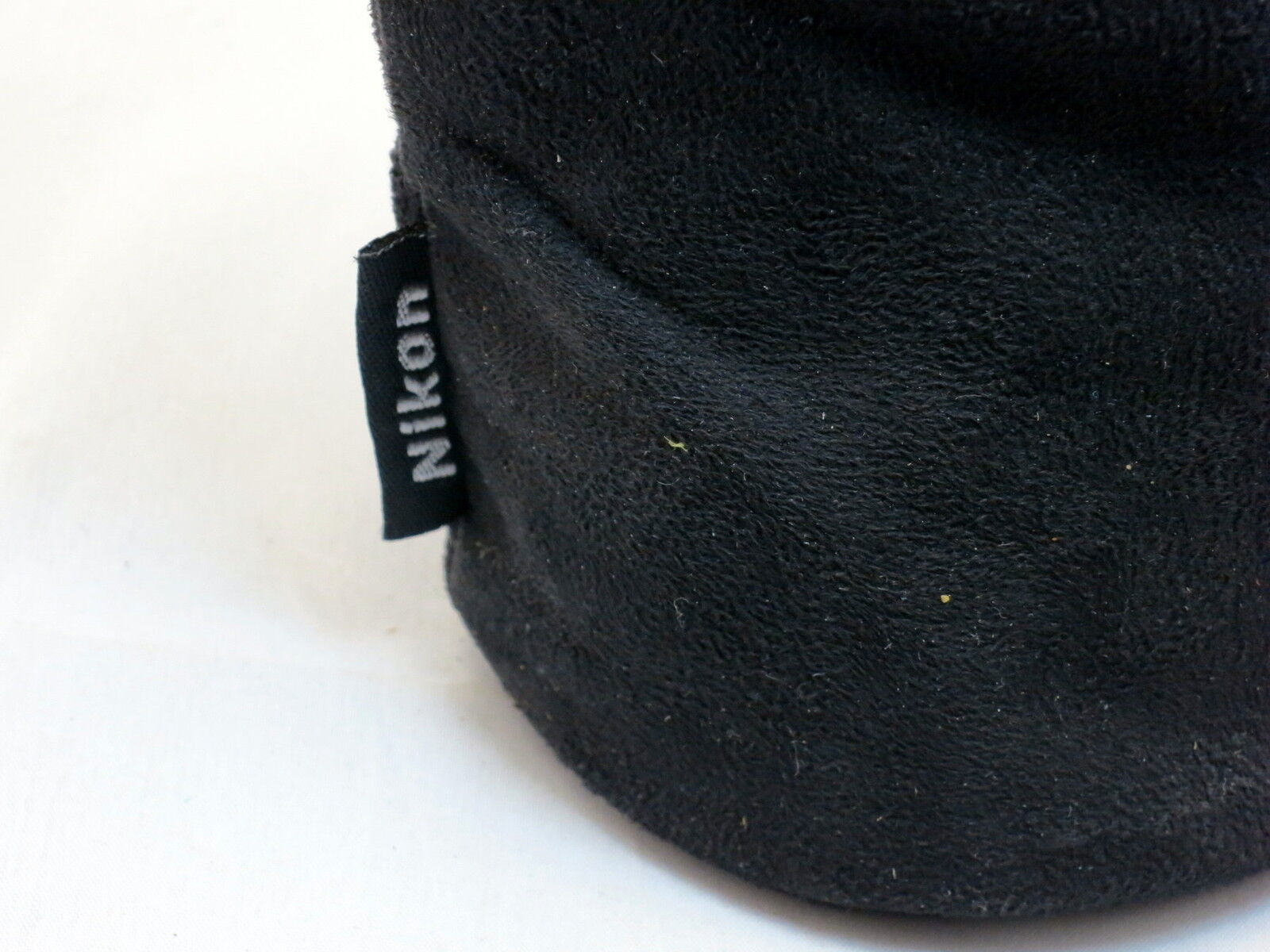 Nikon CL-0915 Genuine Black Soft Fabrick Lens Case Pouch Ext: 6"h x 3 1/4"w