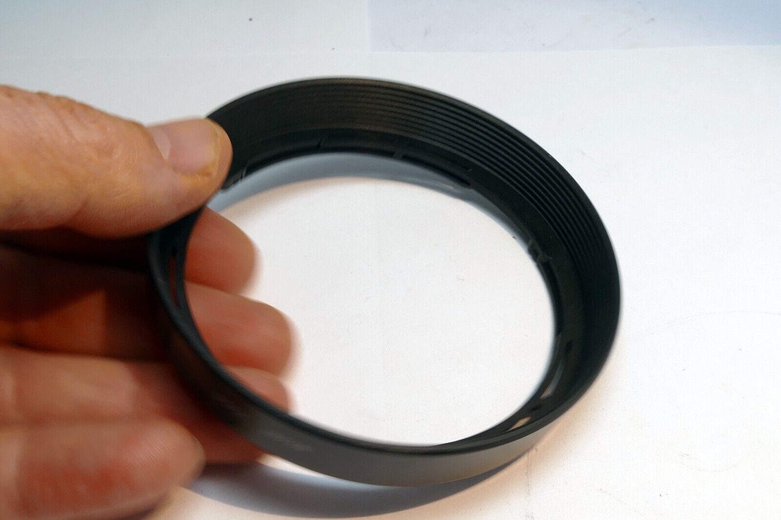Tamron B5FH Lens Hood Shade for AF 28-200mm F/3.8-5.6 (5FH) 72mm rim Genuine OEM
