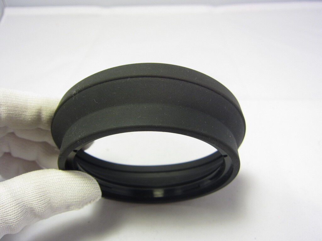 Generic  Rubber Lens Hood 62mm twist on type  6206013
