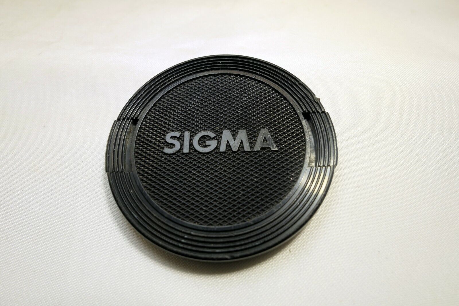 Sigma 52mm Front Lens Cap Snap on type all Black for Mini Wide angle 28mm prime
