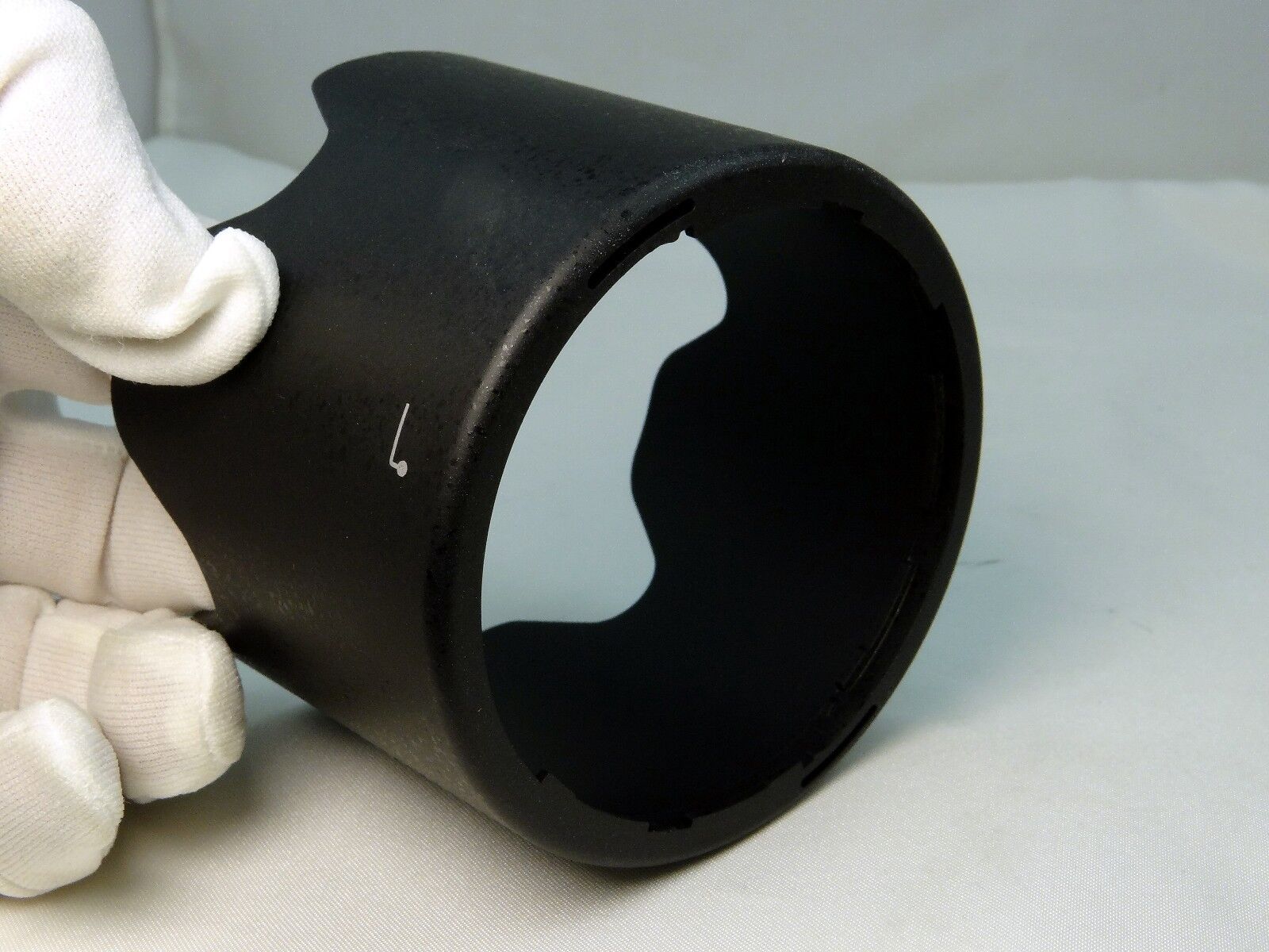 HB-36 Bayonet Lens Hood for Nikon AF-S Nikkor VR 70-300mm F4.5-5.6 ED telephoto