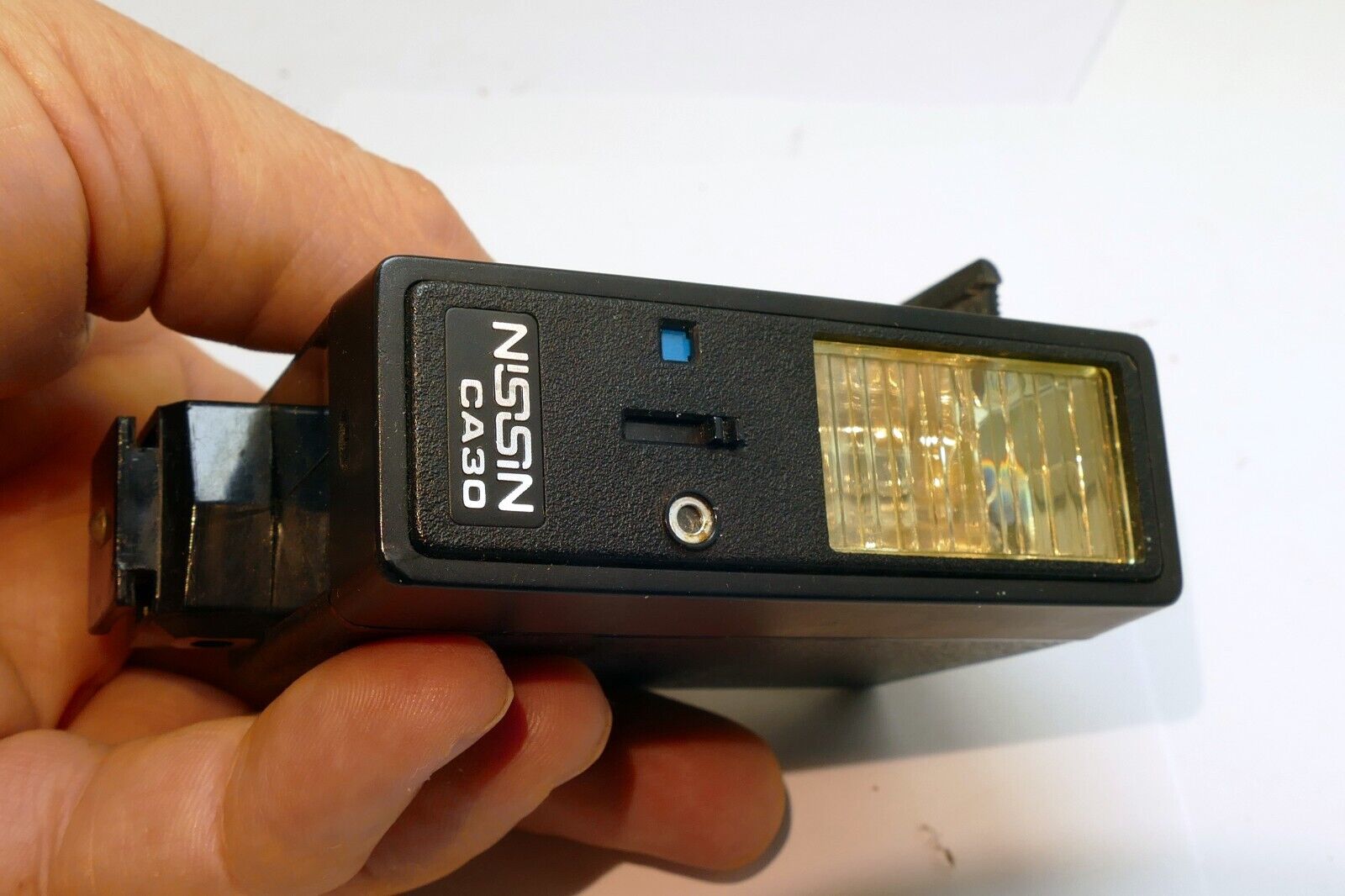 Nissin CA 30 flash for parts or repair AS IS - not working