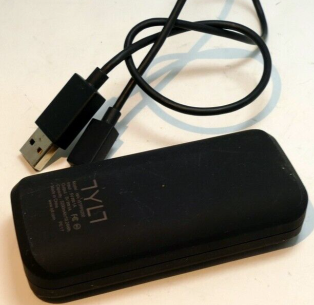 TYLT WA-15TPP5200 1007204 PORTABLE POWER BANK  5200MAH BATTERY W/ LIGHT