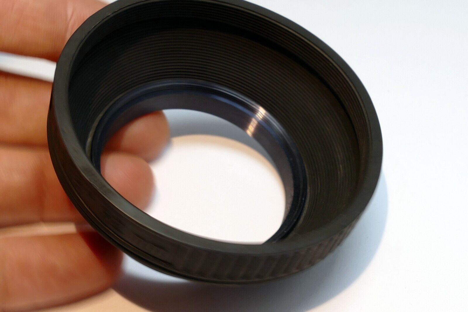 Vivitar 52mm  Rubber Lens Hood Shade collapsible for  50mm f1.8 f1.7