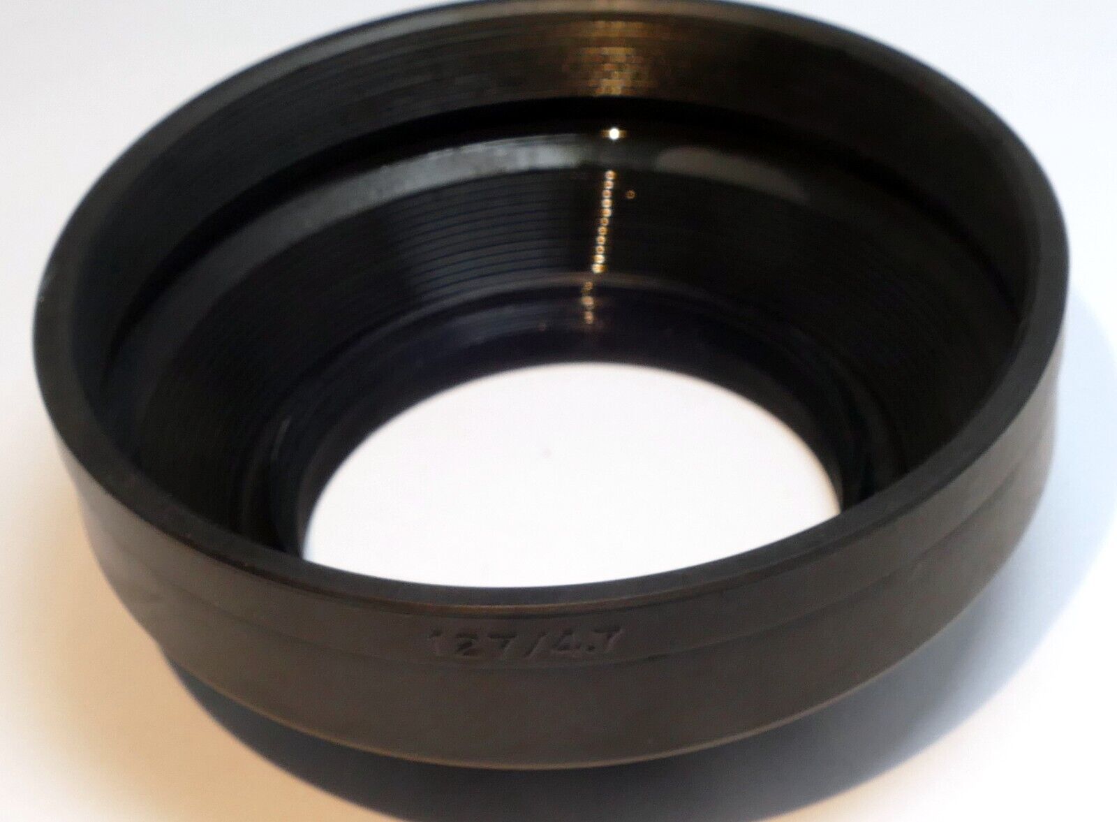Mamiya 55mm Lens Shade Hood for  P 127mm F/4.7 Universal Press - OEM