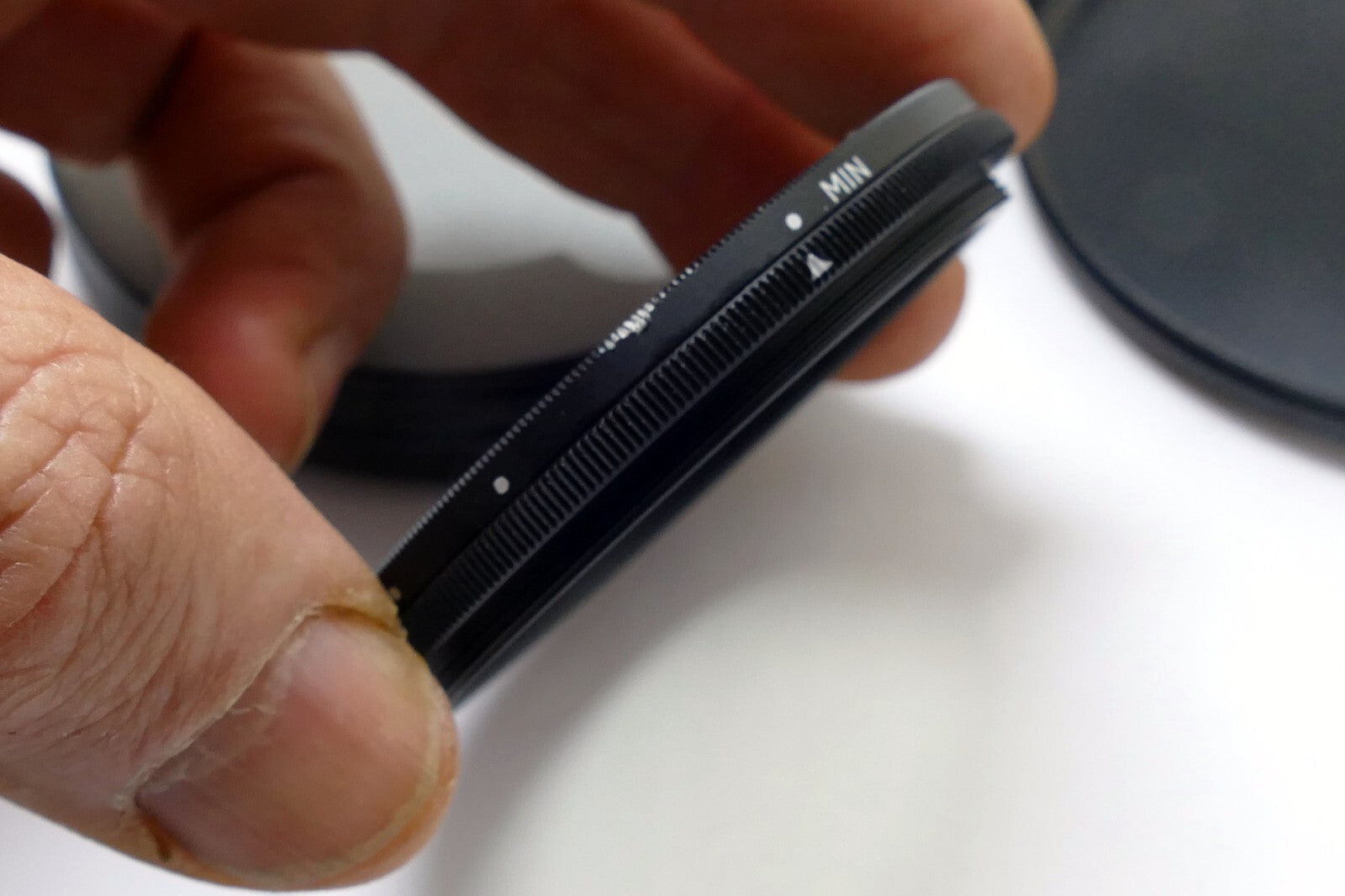 Urth 55mm ND2-400 Variable ND Lens Filter 1-8.6 Stop Range Ultra-Slim NANO 20 La