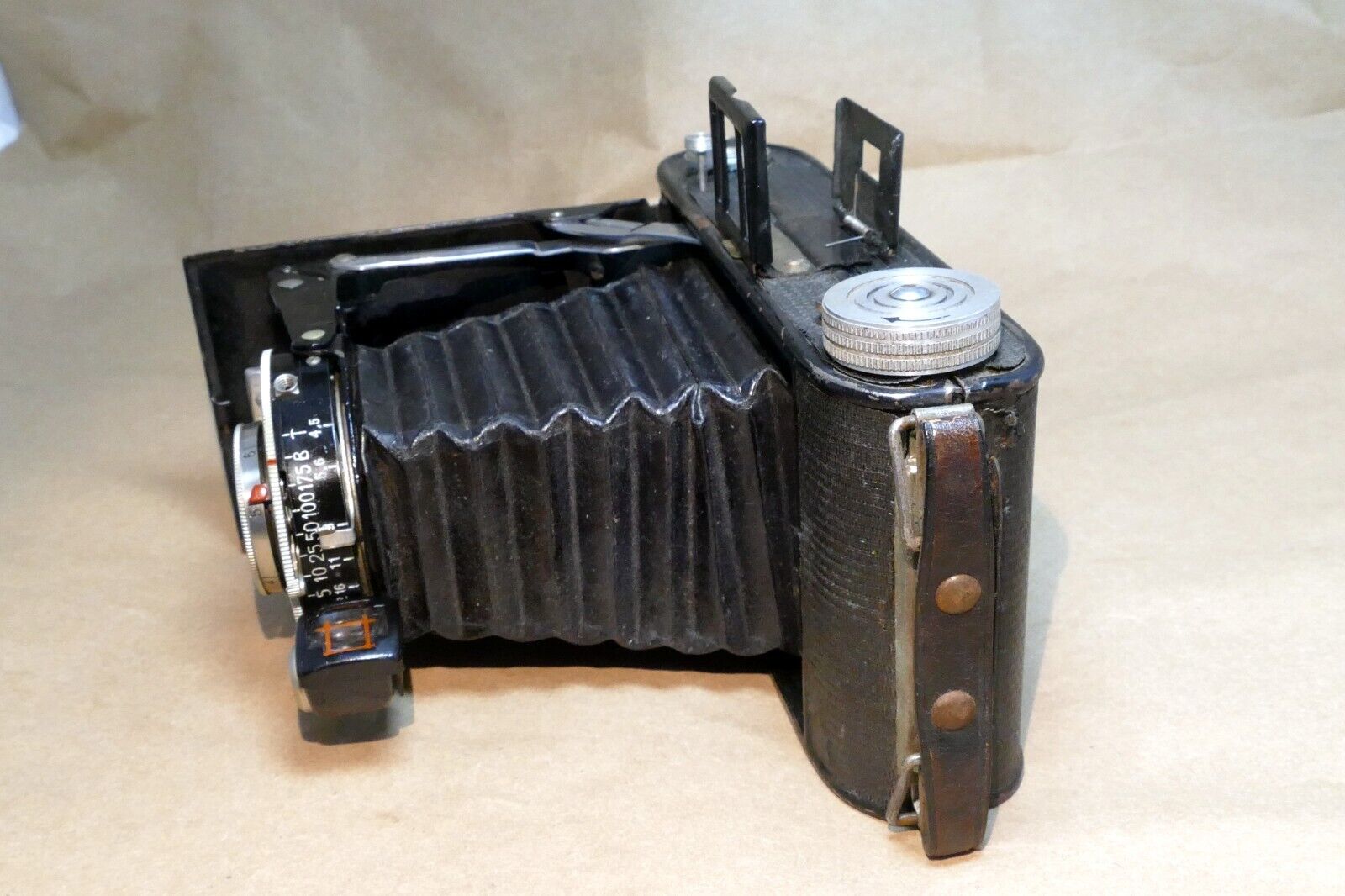 Schneider Kreuznach Radionar 10.5cm F4.5 Folding Camera 120 6X9 - tested works