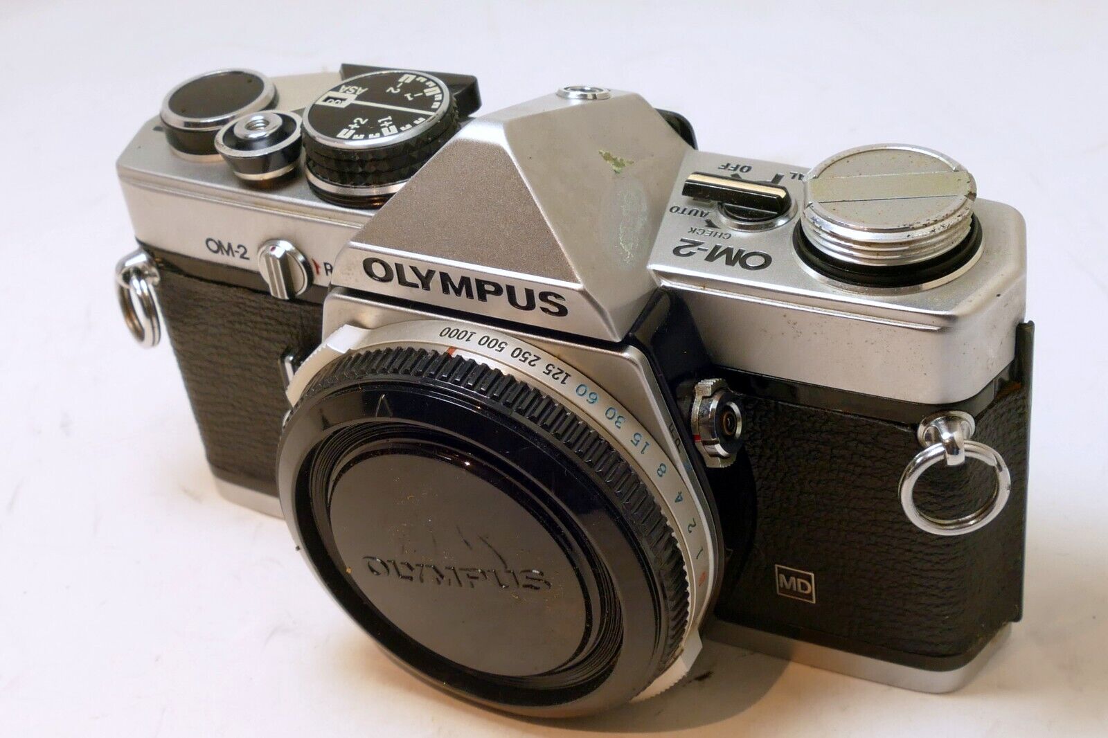 Olympus OM-2 35mm SLR Film Camera Body Only - tested , works good
