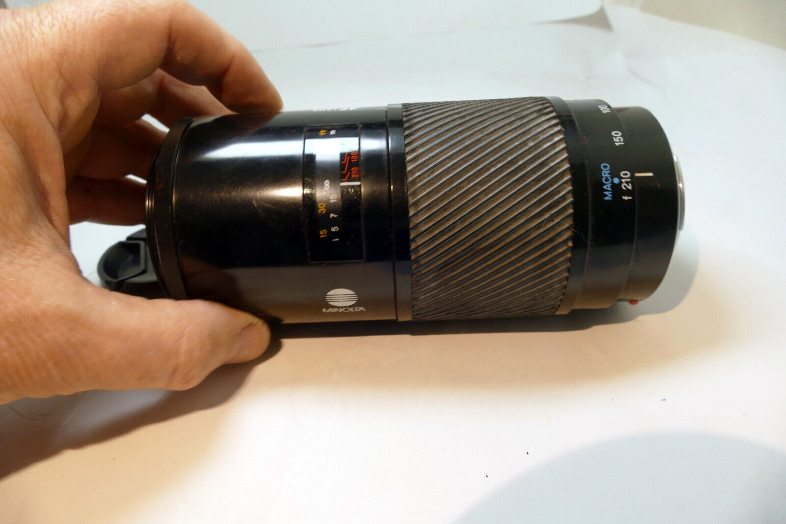 Minolta 70-210mm f4 AF Lens SONY A mount α37 α67 α57 α58 α68 beercan  works good