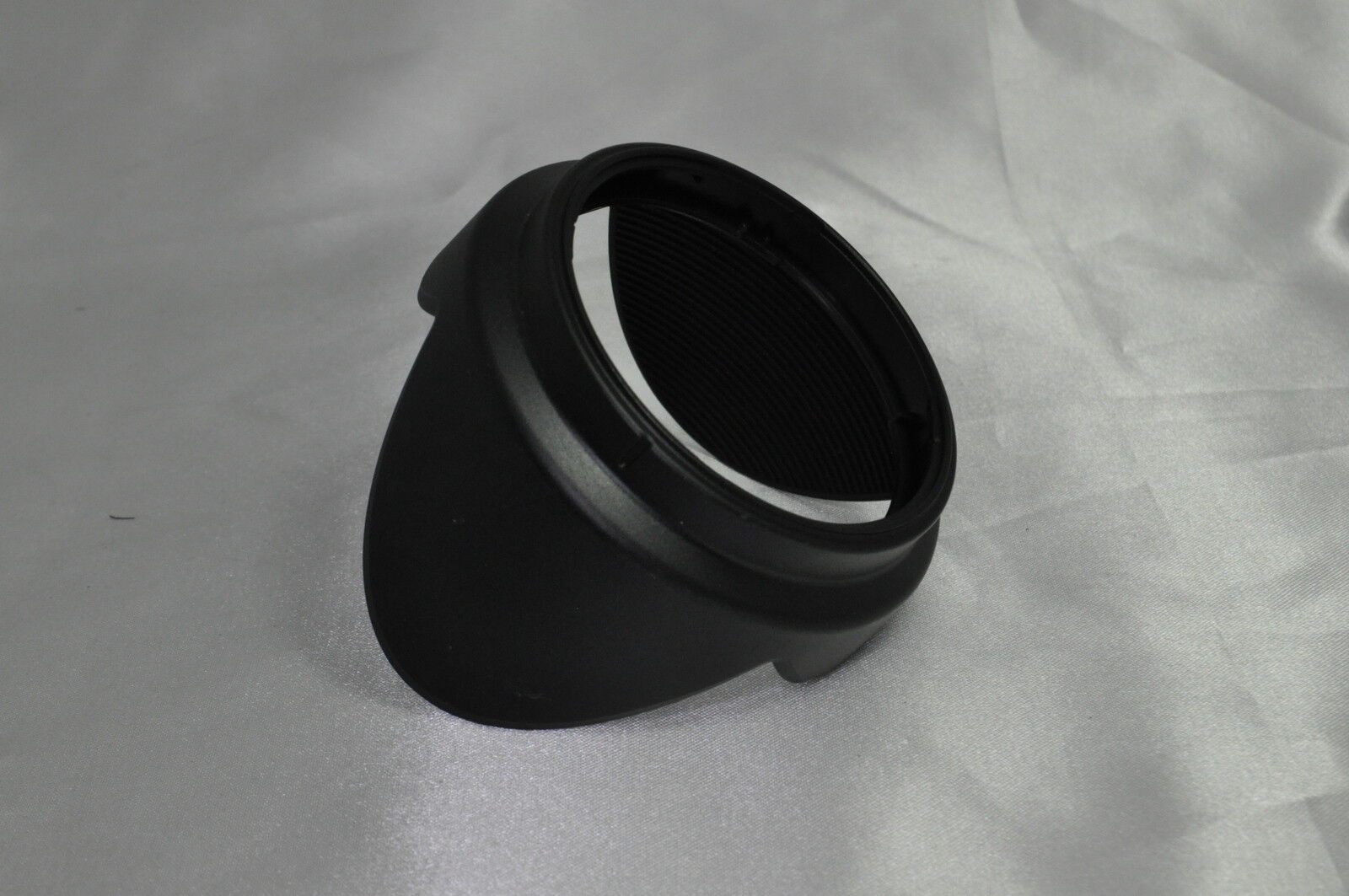 Plastic Lens Hood (unknown Brand) 55mm inner diameter O206041