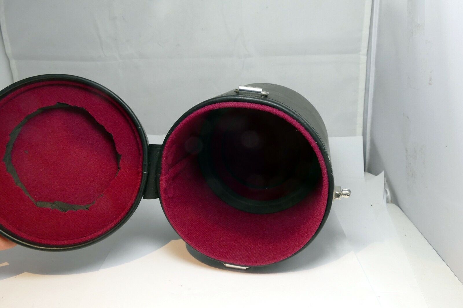 Nikon CL-74 Lens Hard Case (for 28-70mm f2.8D AF-S) Genuine OEM