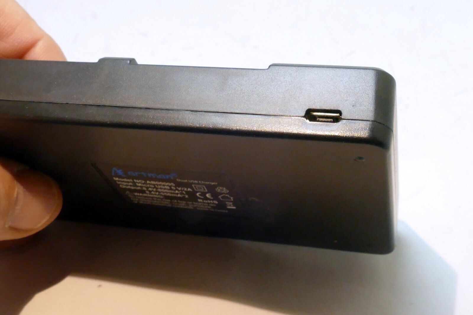 Firstpower dual USB Charger for battery LP-E6 - MISING USB CABLE (with issues)