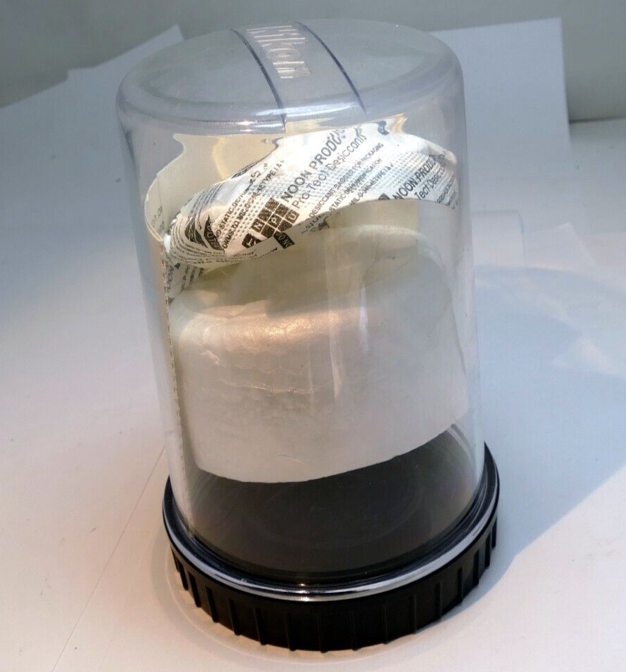Clear Plastic Protective Case Nikon 85mm f2 Ai-s Nikkor - genuine OEM