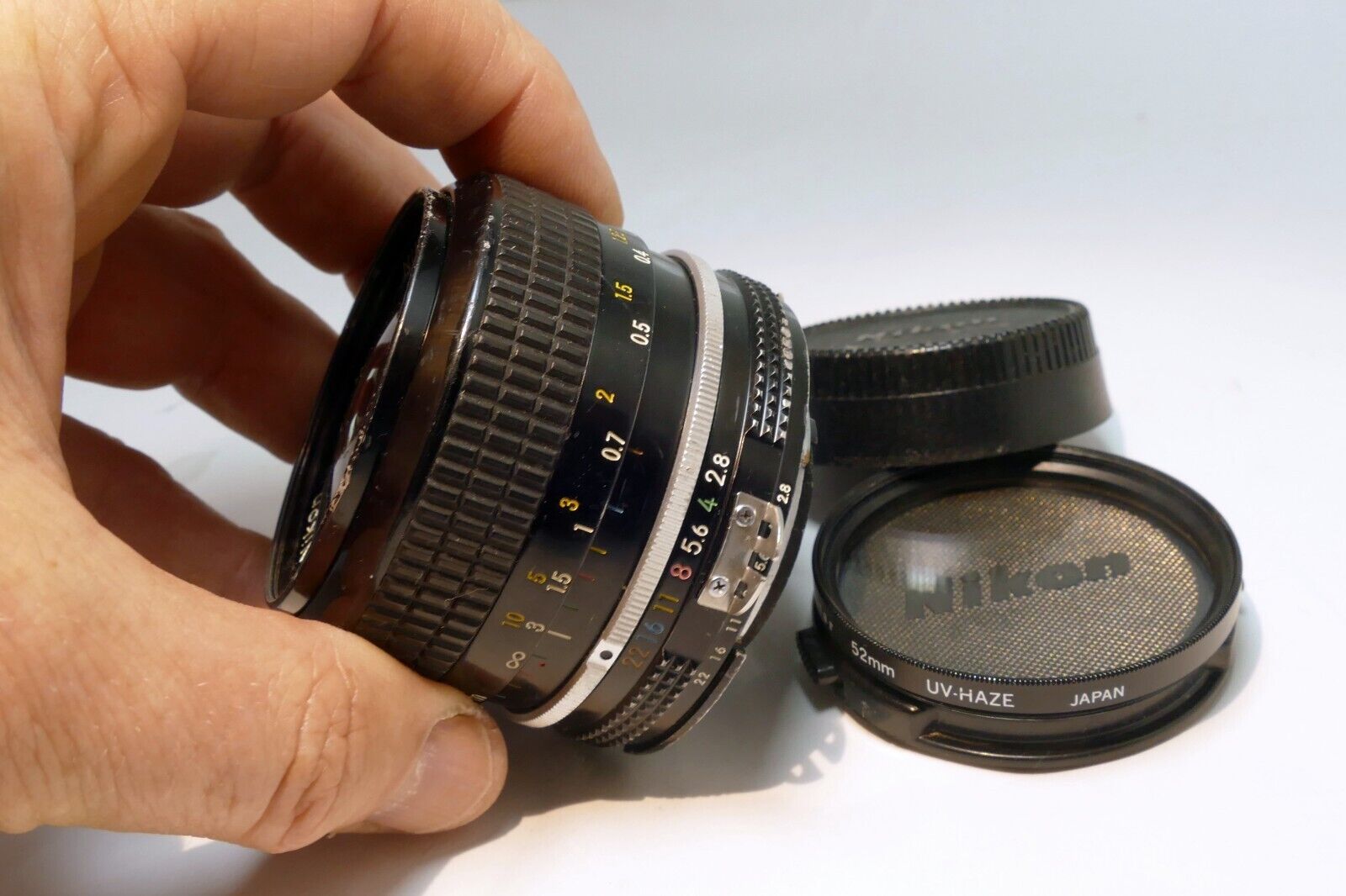 Nikon 24mm f2.8 Ai Lens prime Wide angle with fungus webbing inside - AS IS read