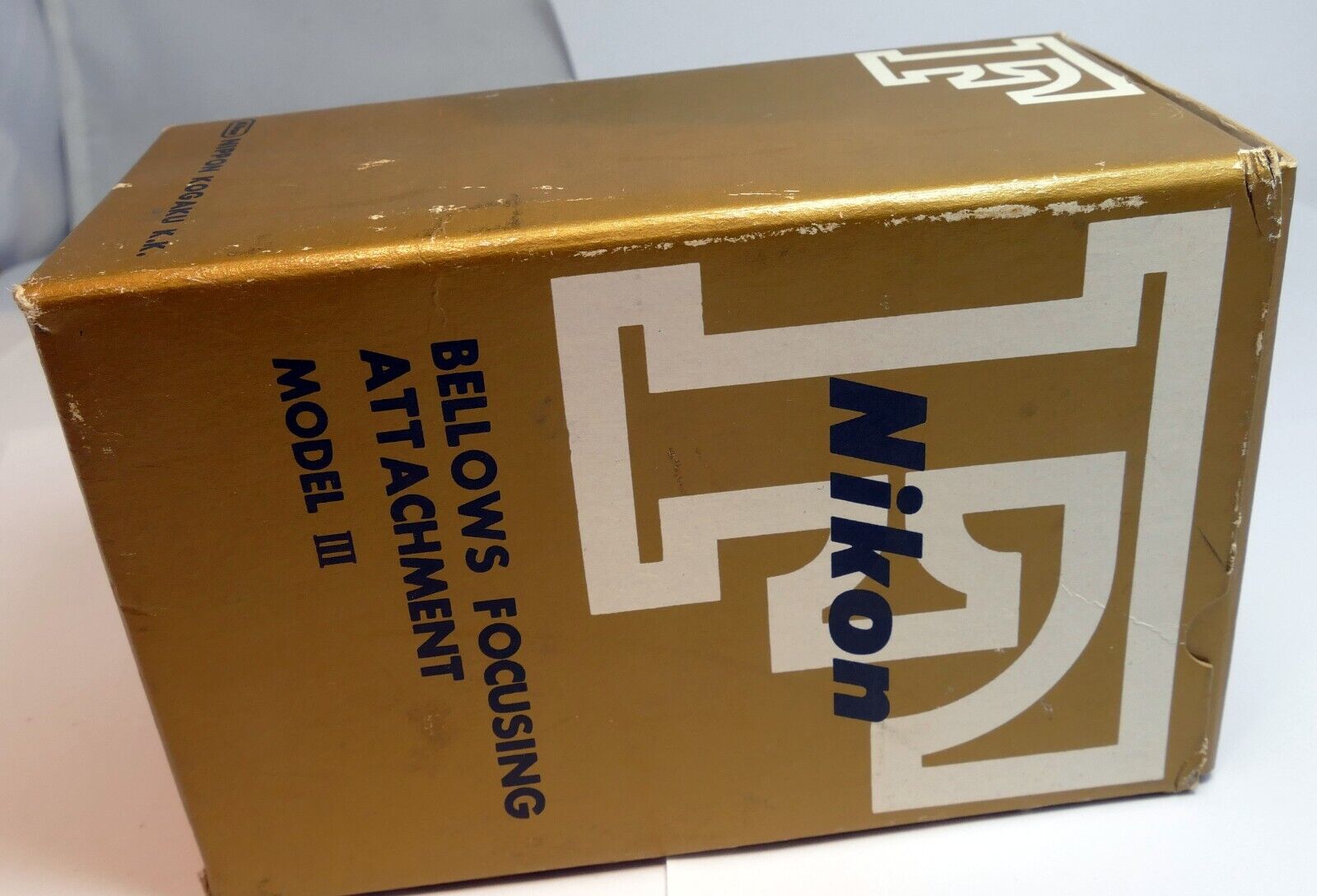 Empty Box for  Nikon Bellows Focusing Attachment Model III  ( an empty box only)