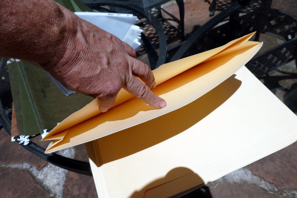 Pentaflex Hanging File Folders Letter Size Lot of 36 & Clear binding envelopes