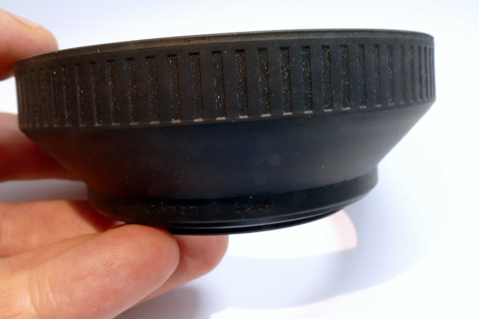 Canon SC-62 62mm Collapsible Rubber Lens Hood Shade screw in OEM Genuine