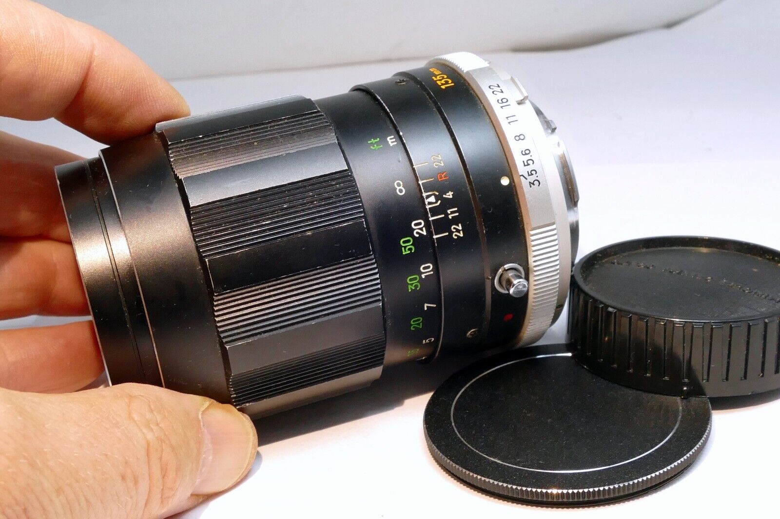 Minolta MC Tele Rokkor QD 135mm f3.5 Lens - AS IS with aperture oil stuck