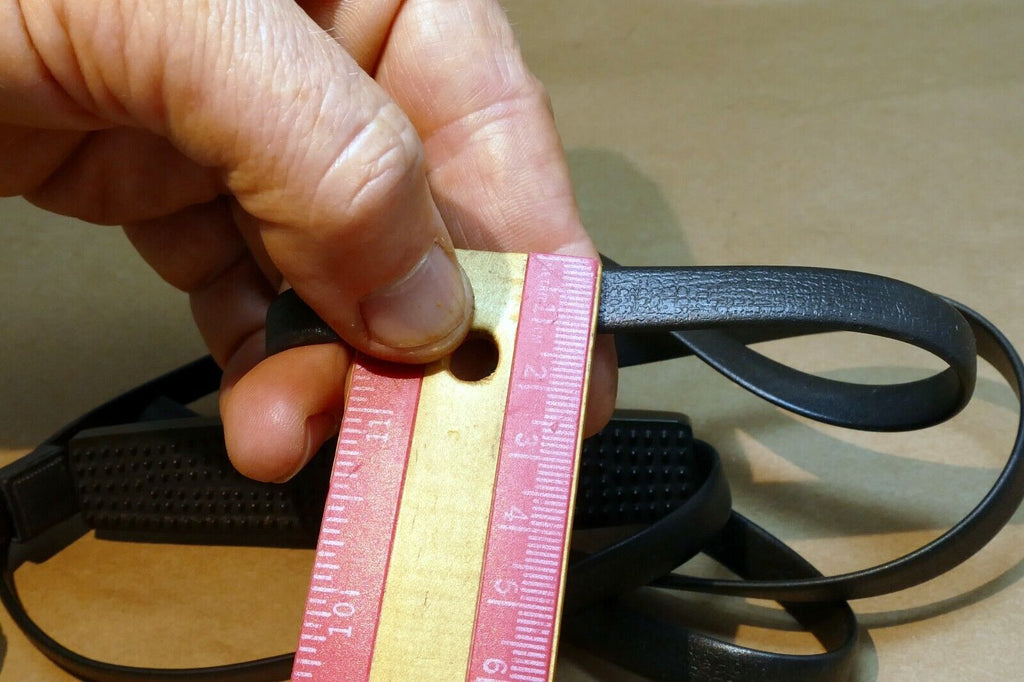 Leica Leitz Wtzlar Vinyl Shoulder Strap - missing parts buckle and end loop