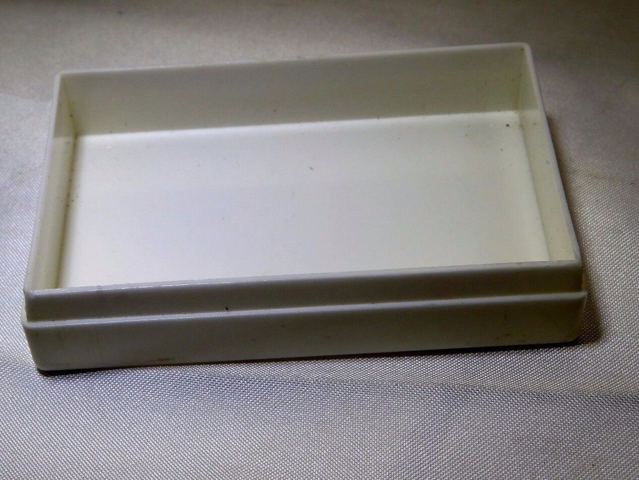 lower part of focusing screen case box F