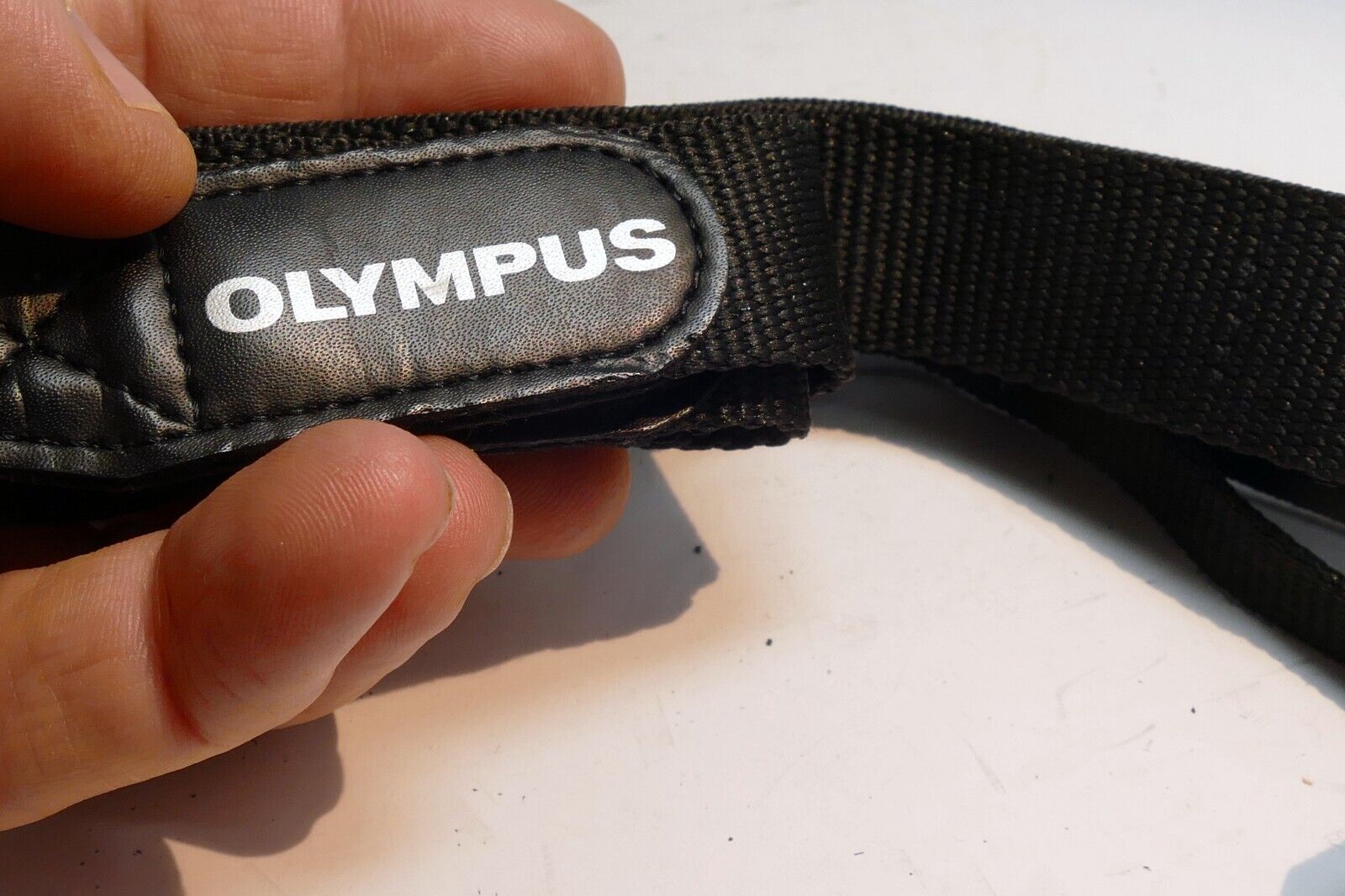 Olympus PEN Evolt Shoulder Camera   Strap - Genuine OEM