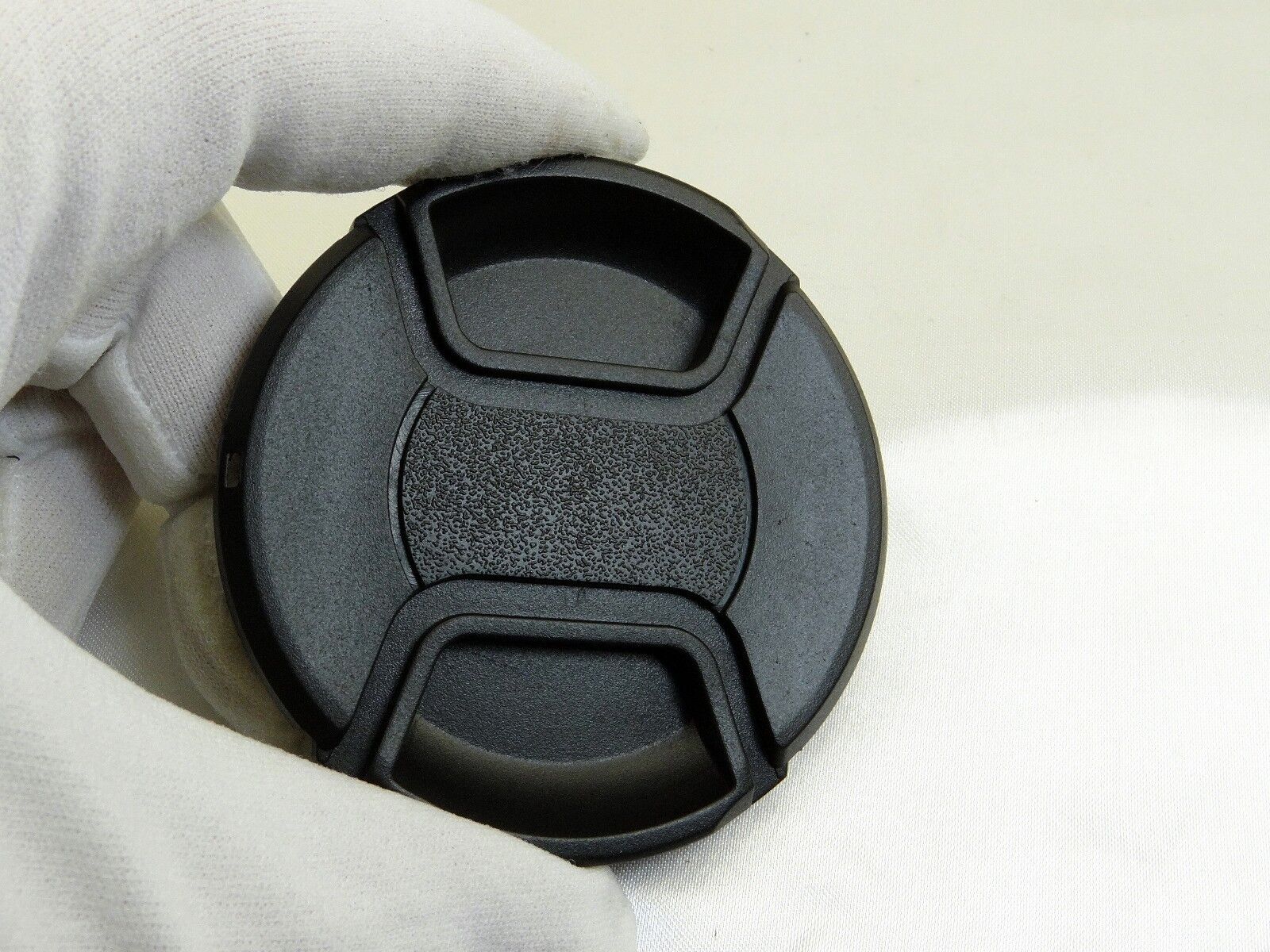 LC-67 67mm Lens Front Cap  Snap on type generic Black plastic