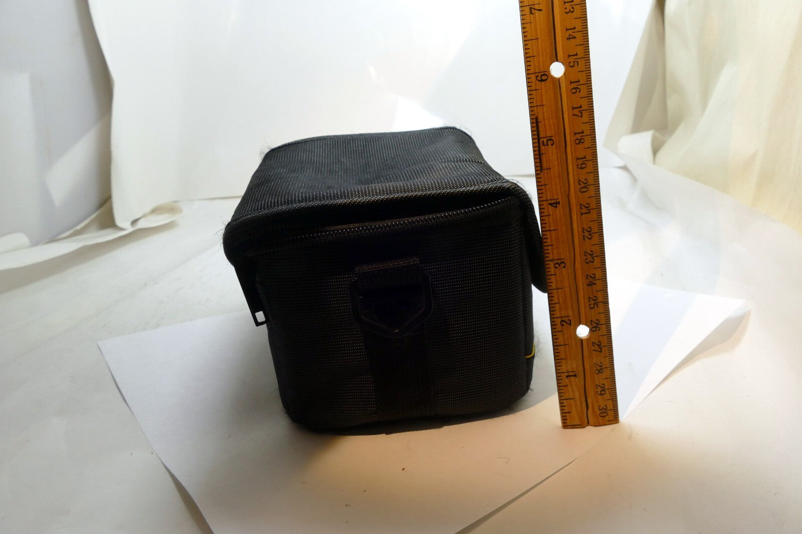 Nikon Soft Case Pouch for Coolpix camera small 6X4X4" - missing strap - OEM