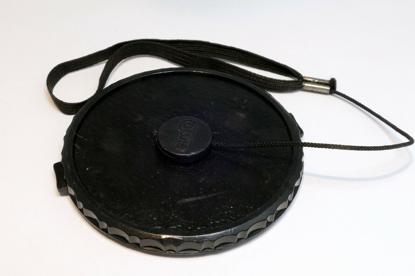 67mm snap on type Lens Front Cap black with keeper string
