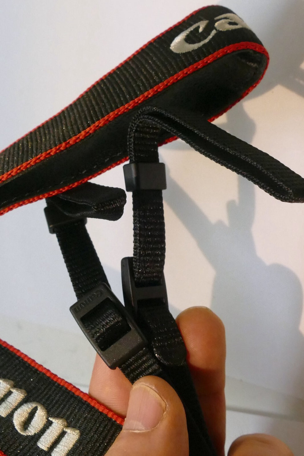 Canon EOS R7 Camera Neck Shoulder Strap Canvas Black/Red - Genuine OEM