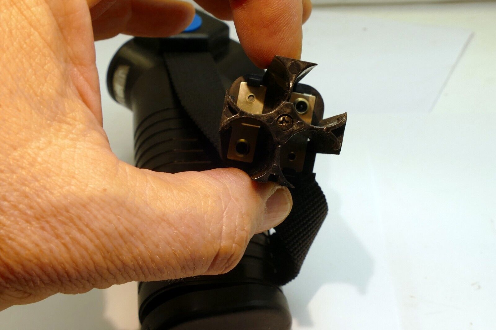 Vivitar Quick Release Pistol Grip  missing cable