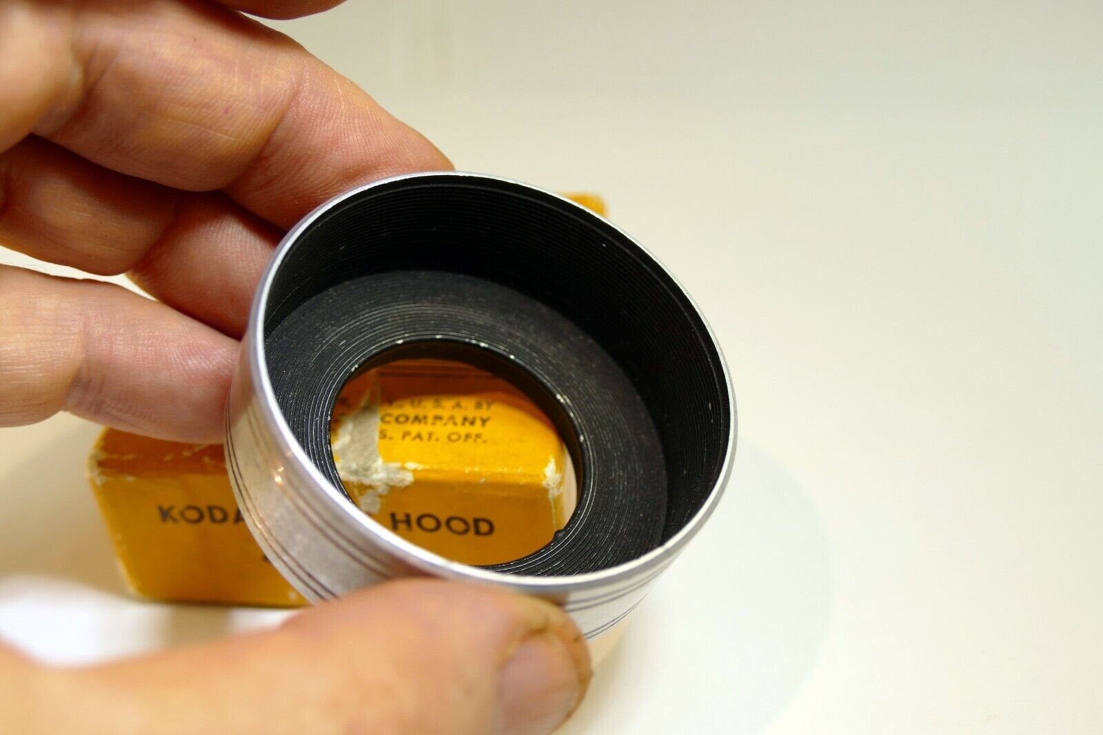 Kodak 34mm Metal Lens Hood screw in type for series 5 V adapter 33.3mm OD