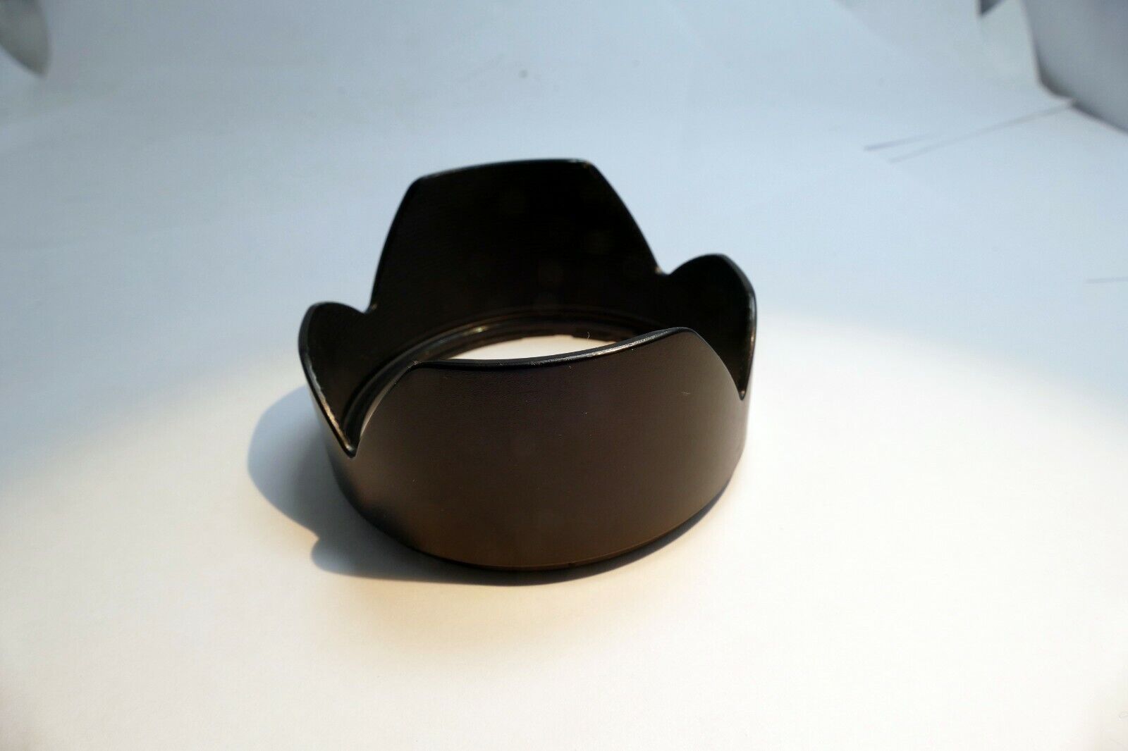 66.5mm ID Petal Shaped Plastic Lens Hood