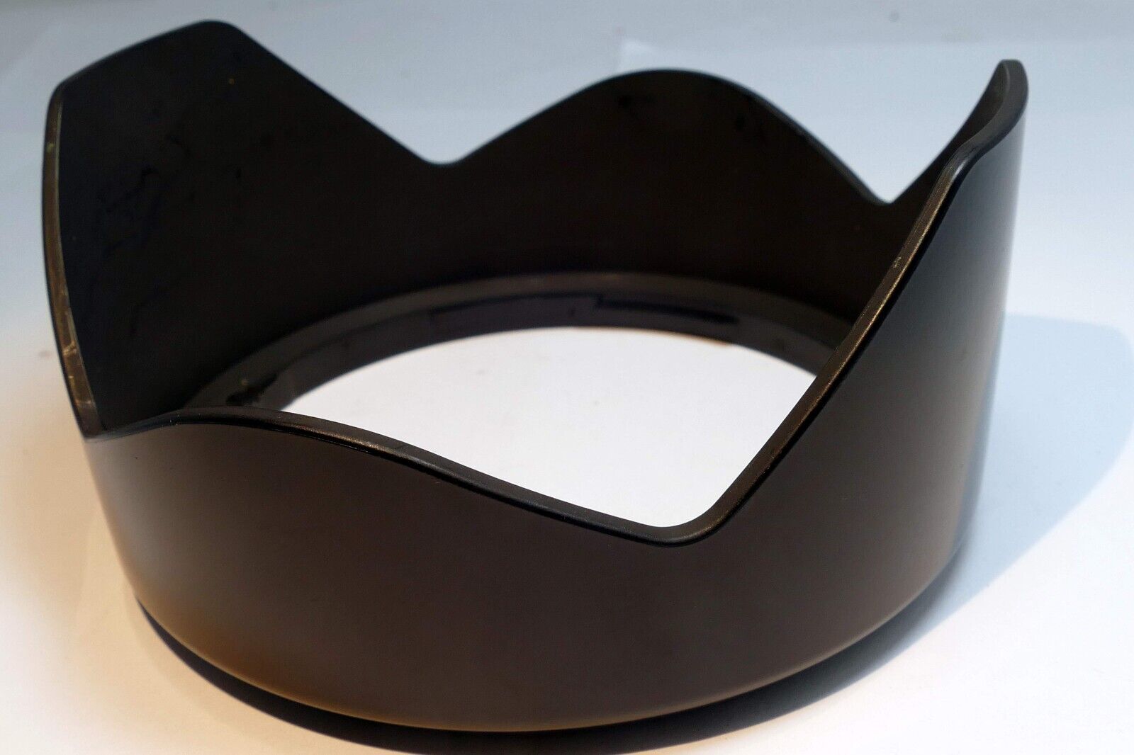 102mm Lens Hood Shade twist on type wide angle 100mm OD