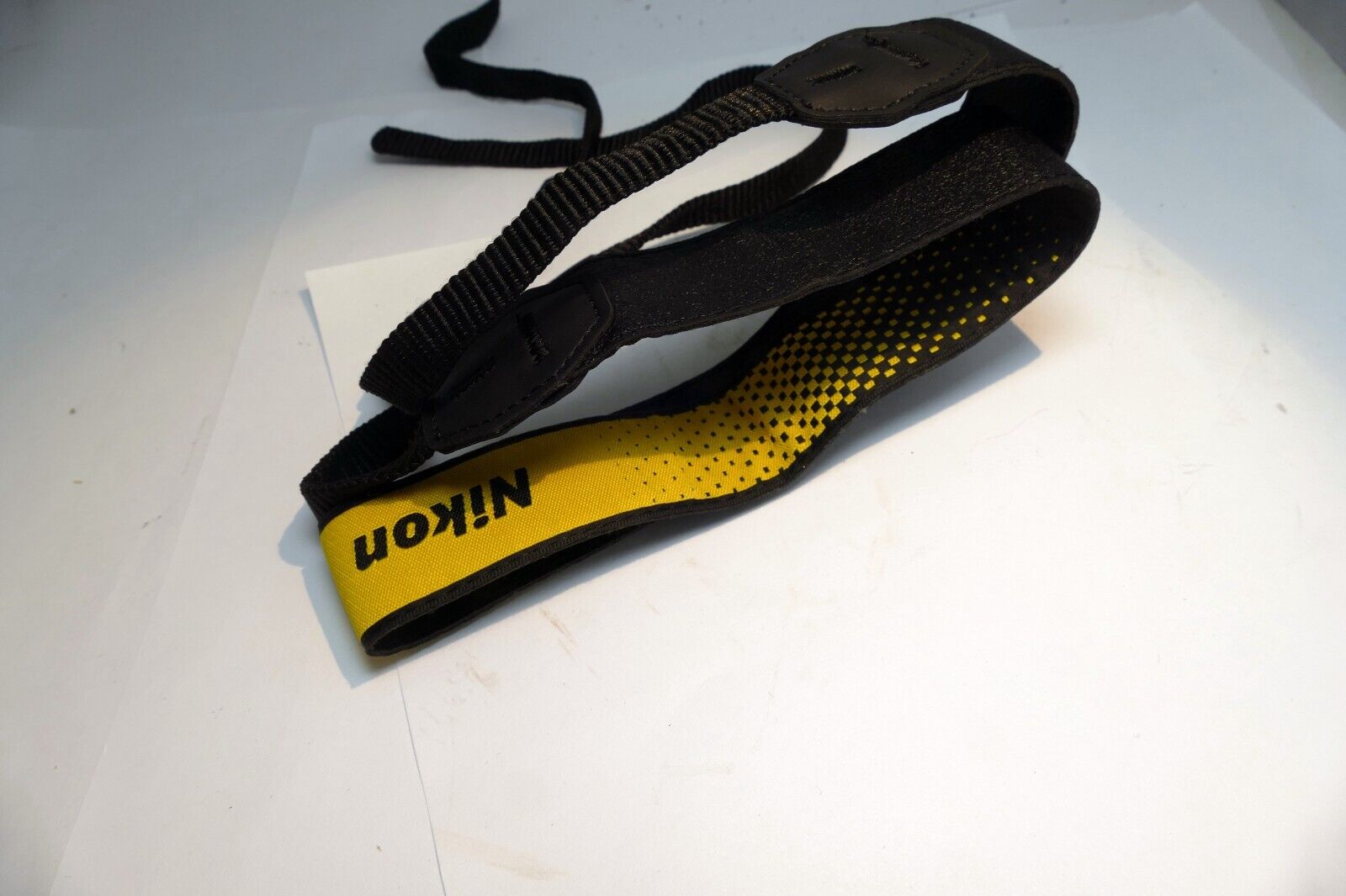 Genuine Nikon Z AN-DC19 1 3cm Neck/Shoulder Camera Strap for Z5 Z6 Z7Z9 - Mint
