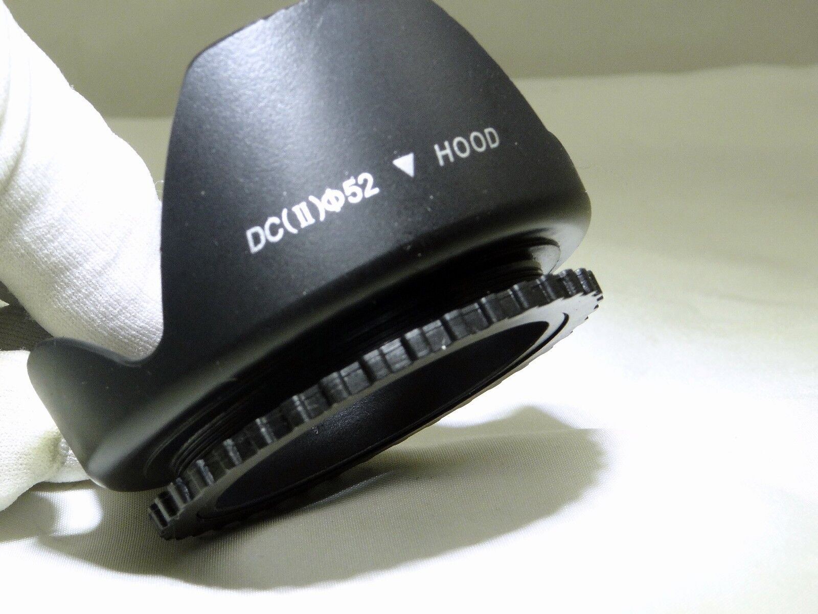 Plastic Petal Φ 52mm Lens Hood Shade Screw in 18-55mm lenses VR