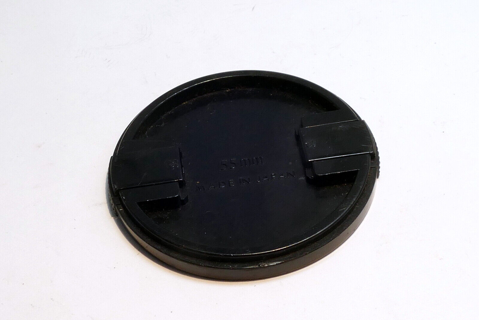 Sigma 55mm Front Lens Cap Made in Japan   snap on type black