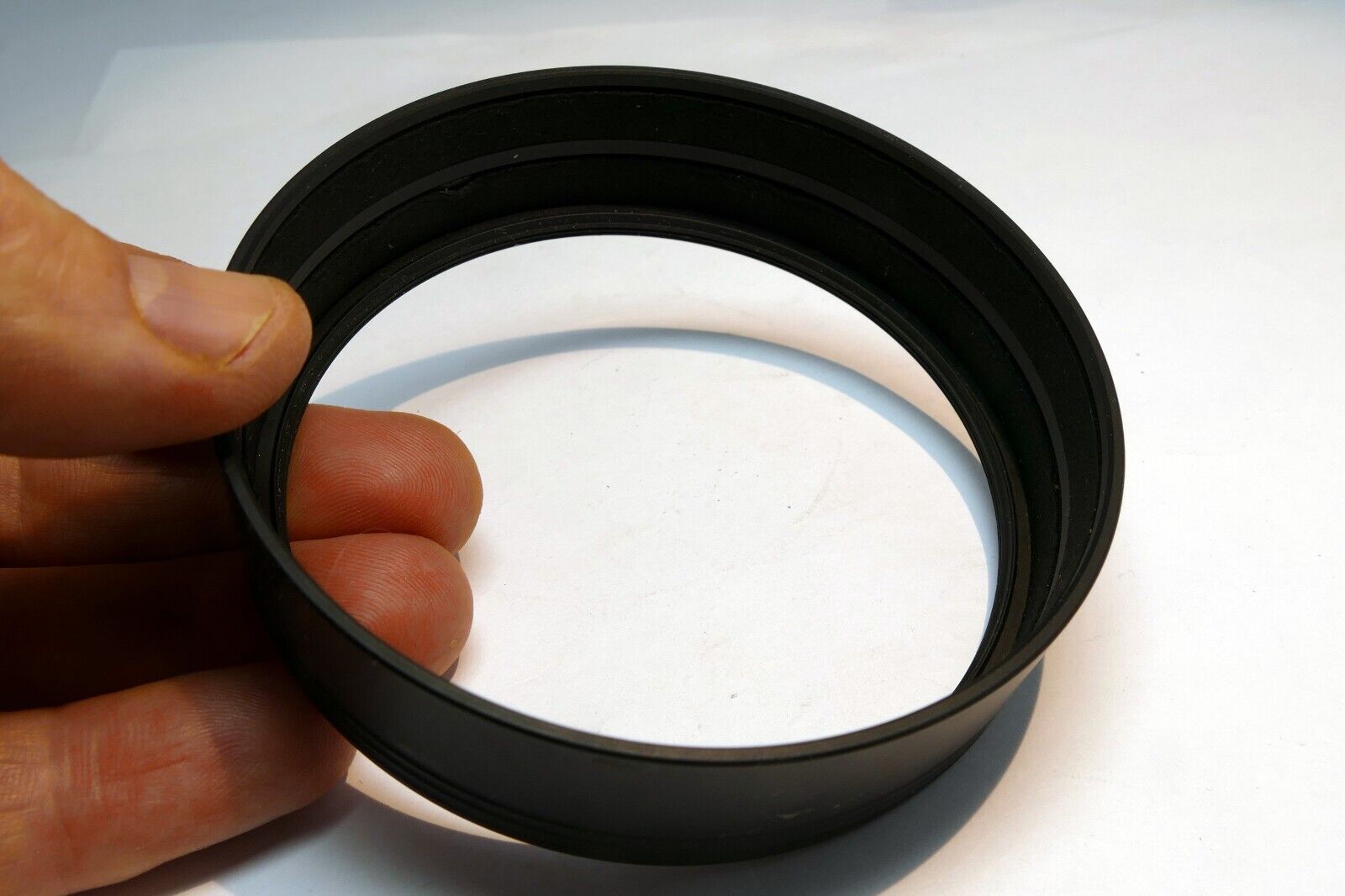 82mm  Lens Hood Shade threaded   metal with female threads