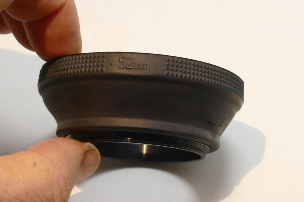 52mm Rubber Lens Hood Shade double threaded with small hole on the side