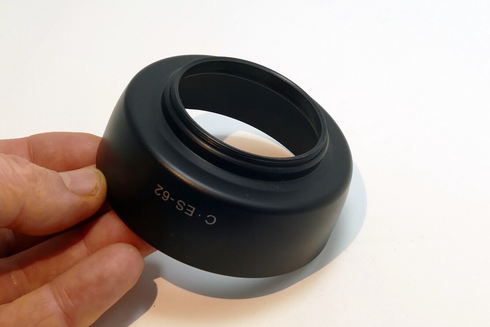 52mm Threaded Lens Hood Sade for 50mm f1.8 EF II screw in