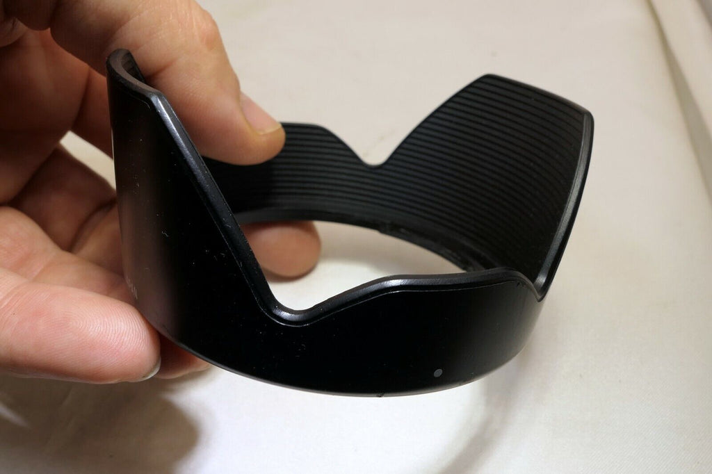 Tamron D3FH Lens Hood for for 28-105mm f4-5.6 AF zoom  Shade genuine OEM 62mm