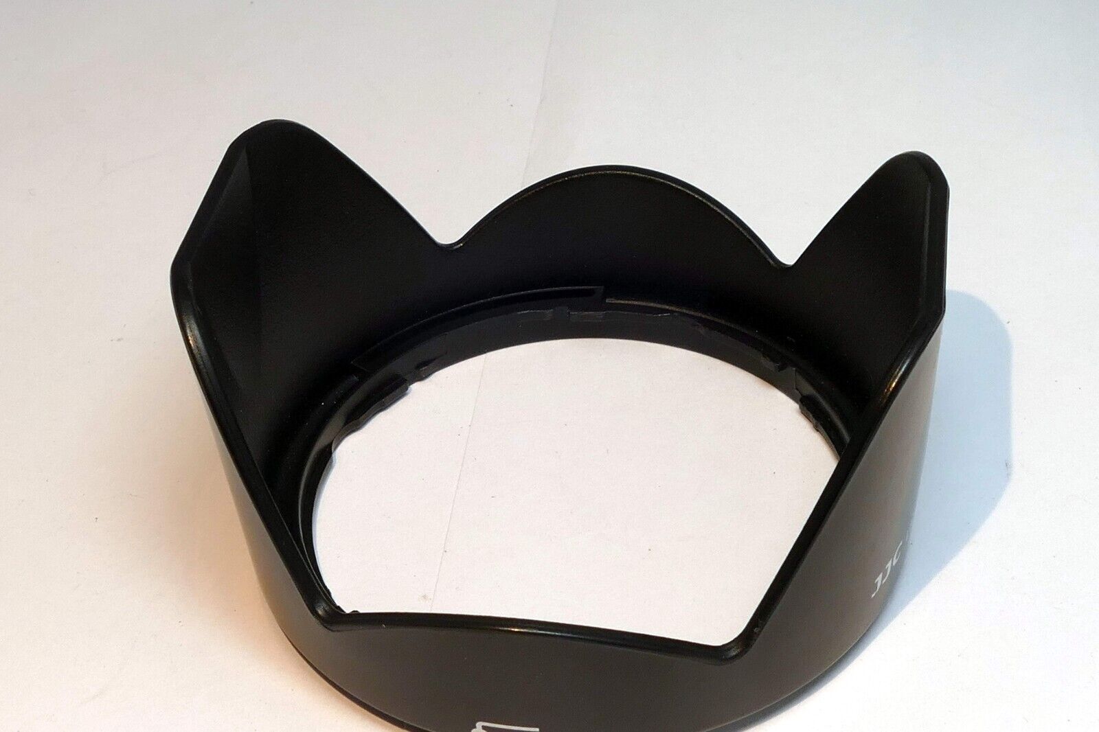 Lens Hood HN-106 Shade for "P" 18-55mm f3.5-5.6G VR AF-P 10-100mm PD