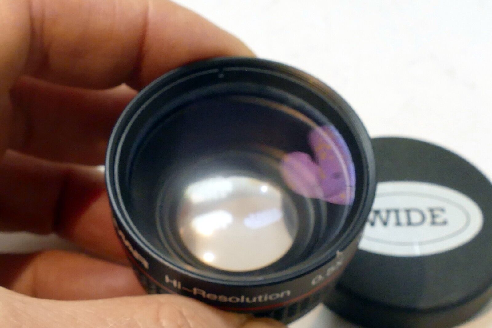 Lenmar 0.5X AUX Wide Angle Lens - Fungus and haze inside - NEEDS CLEANING