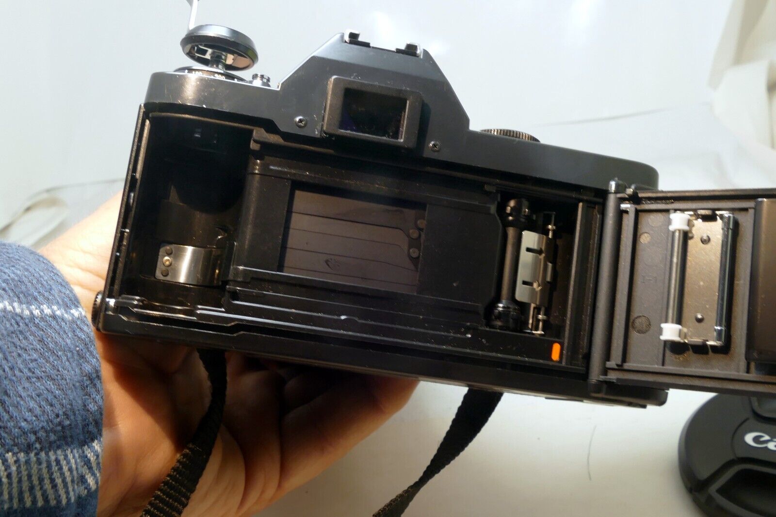Canon T50 35mm SLR Film Camera with FREE Vivitar 28-205mm FD lens - camera works